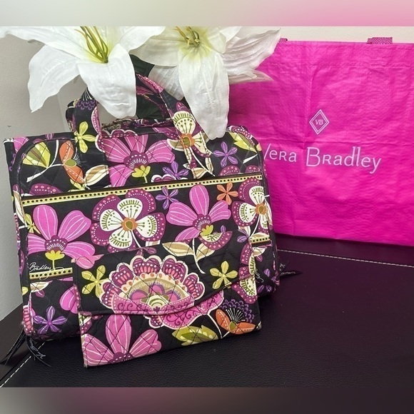 Vera Bradley Pirouette Pink Hanging Travel Organizer and long wallet‍‍‍‍‍﻿﻿﻿﻿﻿﻿﻿ - Picture 7 of 16